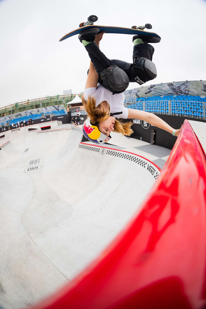 brighton-zeuner-skateboard-flip
